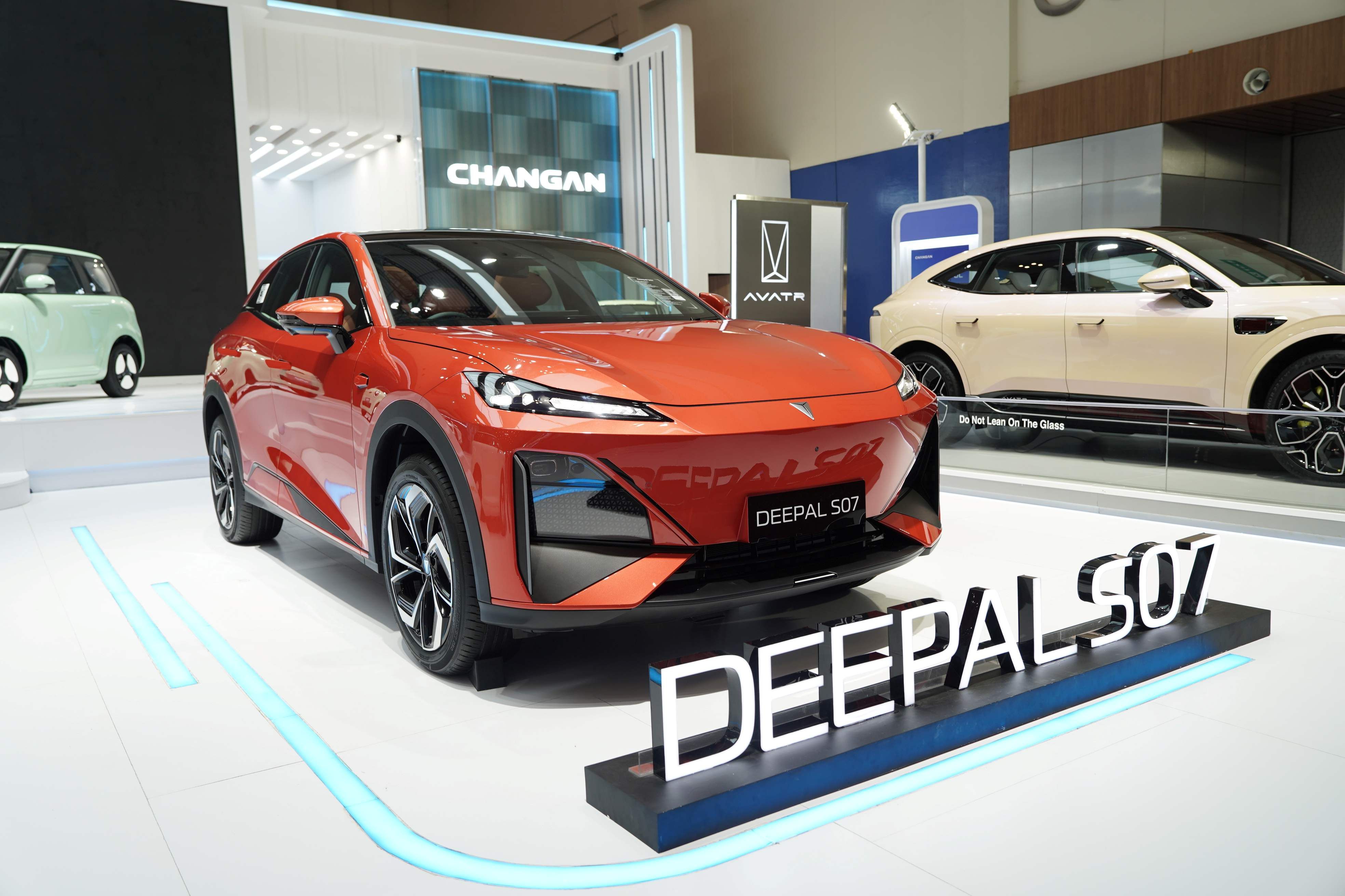 Thumbnail - CHANGAN Deepal S07 di Booth CHANGAN GJAW 2025.JPG